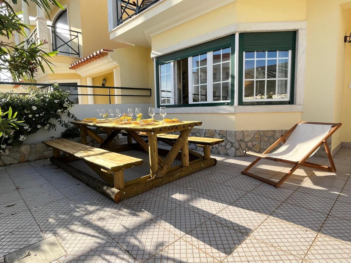 Yellow House Ericeira Exterior photo