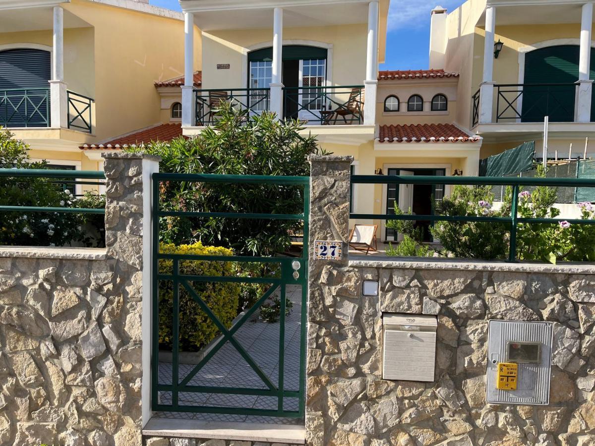Yellow House Ericeira Exterior photo